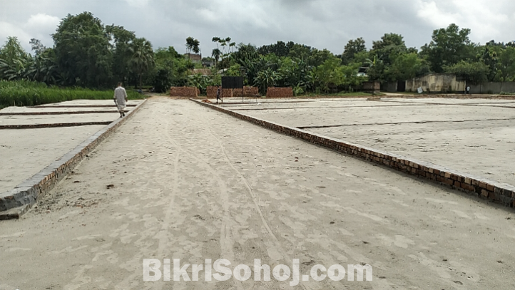 ফ্ল্যাট এর দামে জমি বিক্রি